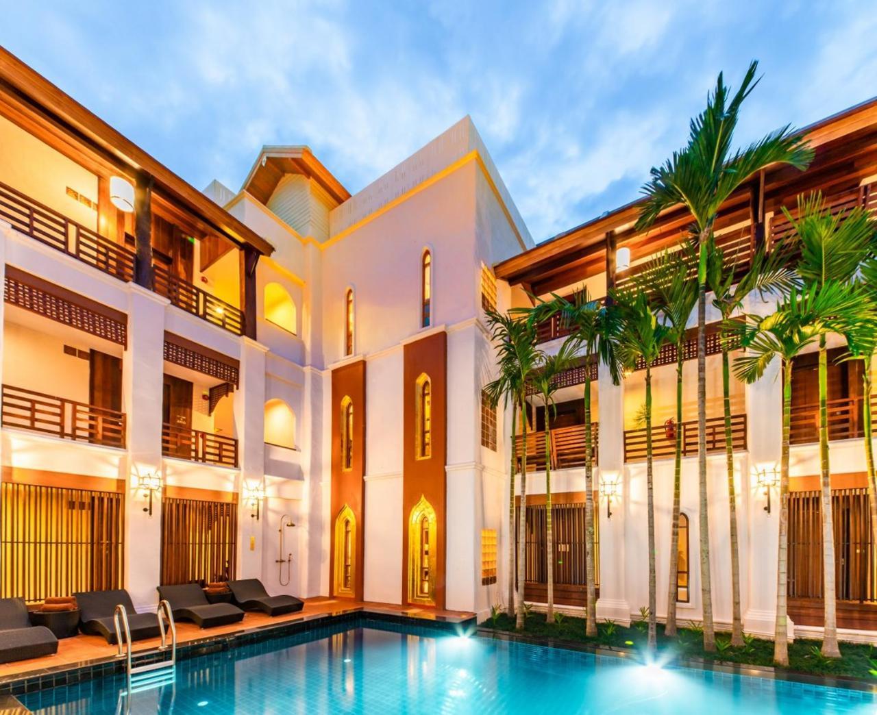 Phra Singh Village Hotel