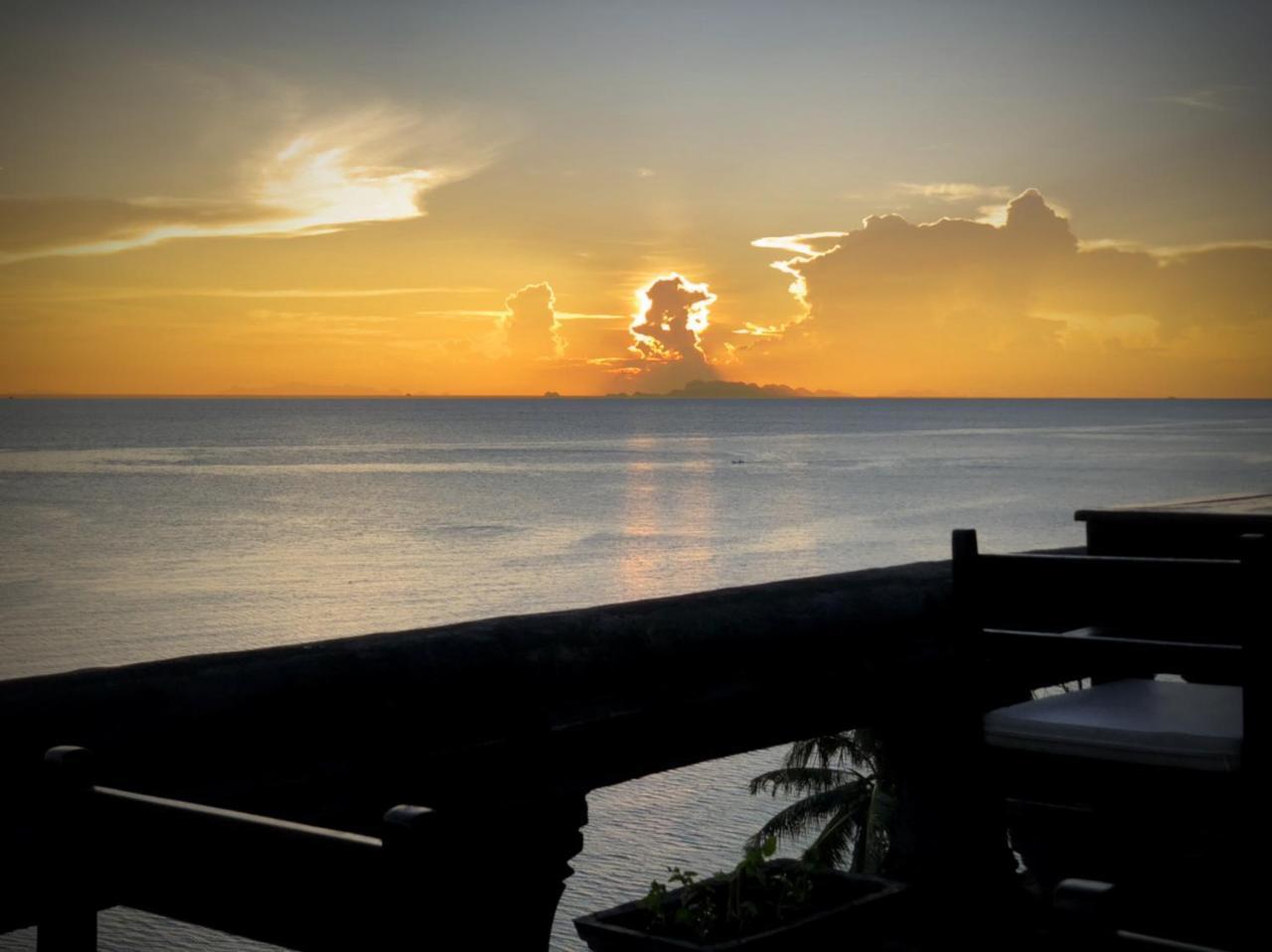 Le Palais 5* Haad Rin