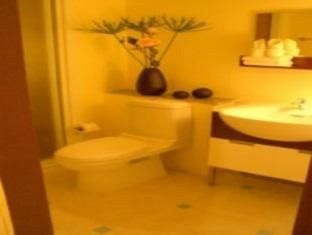 Laem Din Hotel 2*
