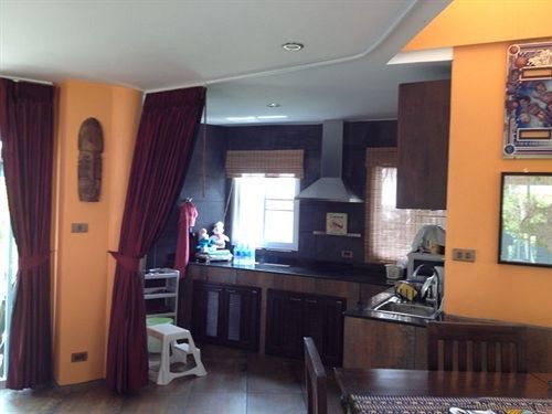 Noi Guest house 3*