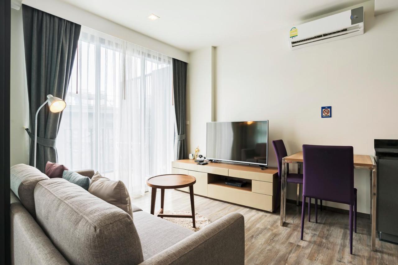 The Deck By Favstay * Patong
