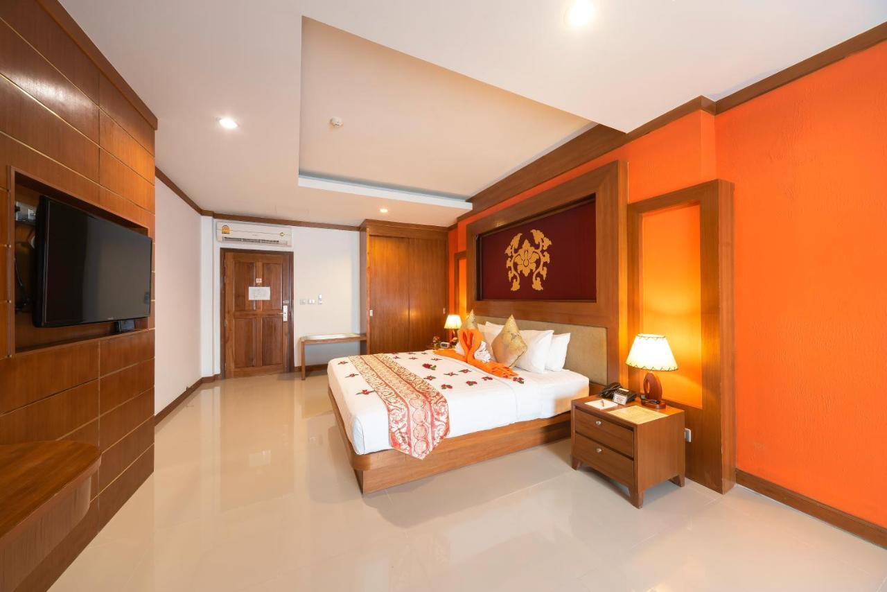 Shanaya & Phuket Hotel 4*
