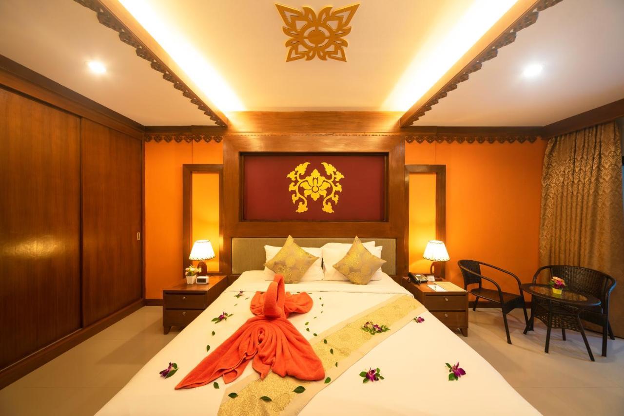 Hotel Shanaya & Phuket Patong