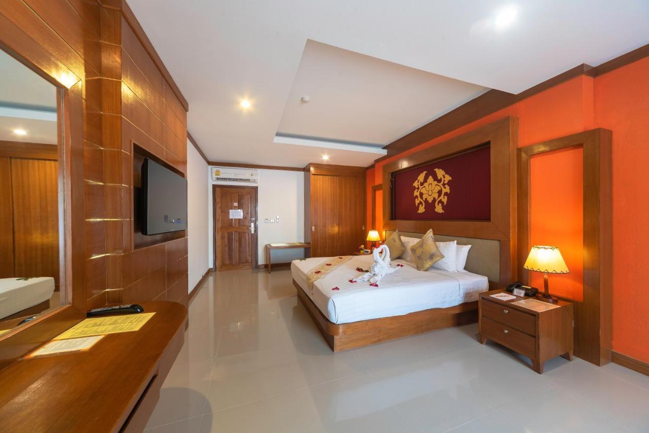 Hotel Shanaya & Phuket Patong