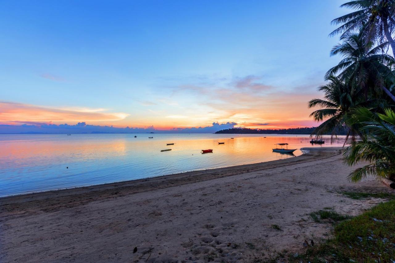 Paradis Blanc - Koh Phangan Luxury Beachfront Villa Hinkong