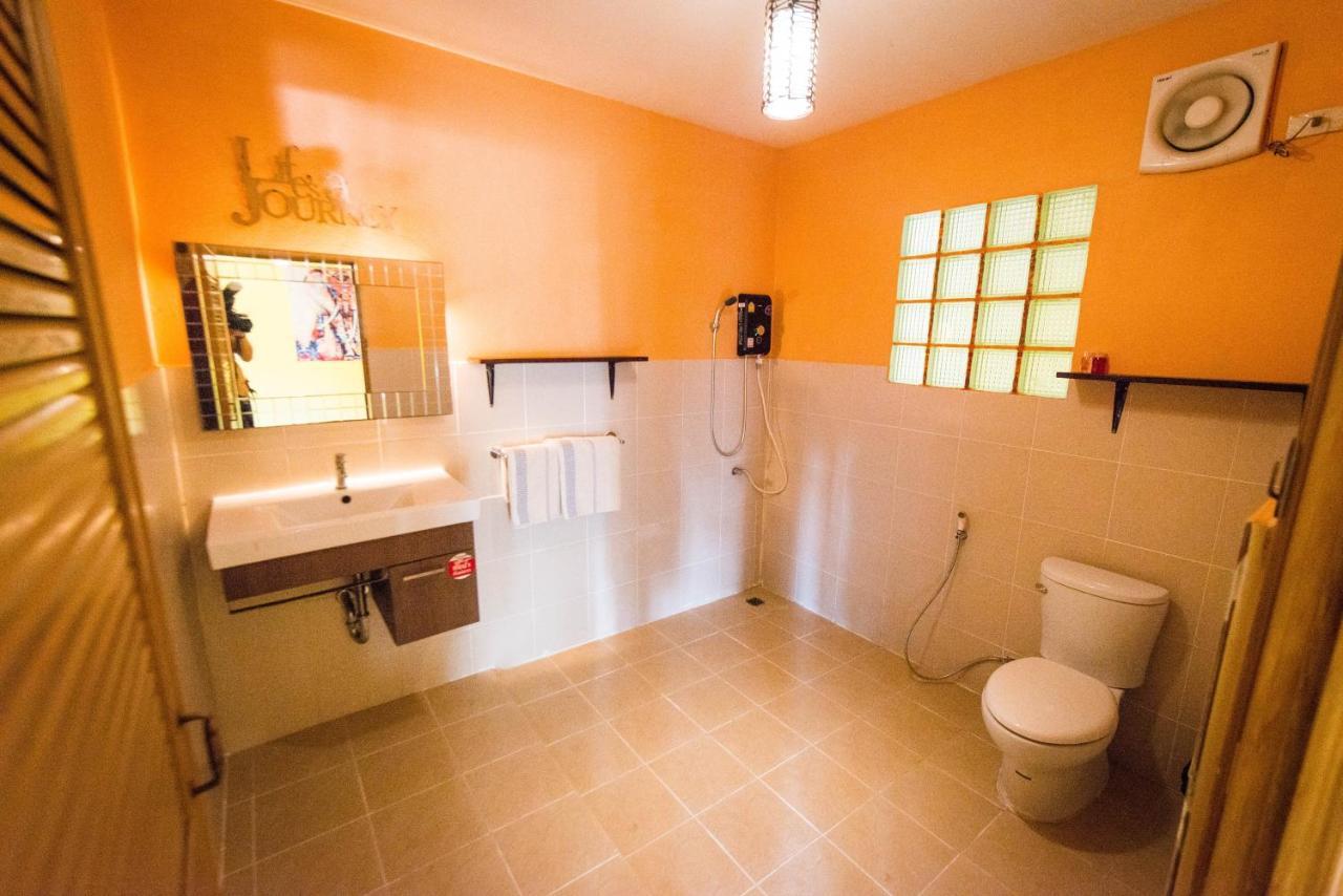 Janrassamee Guest house