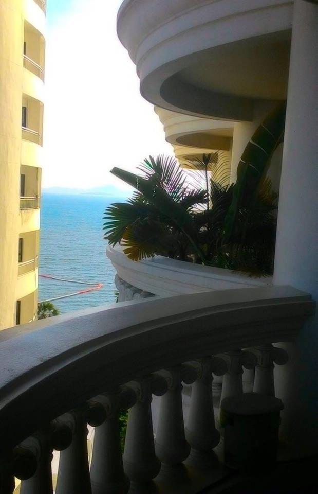 Sky Beachfront *