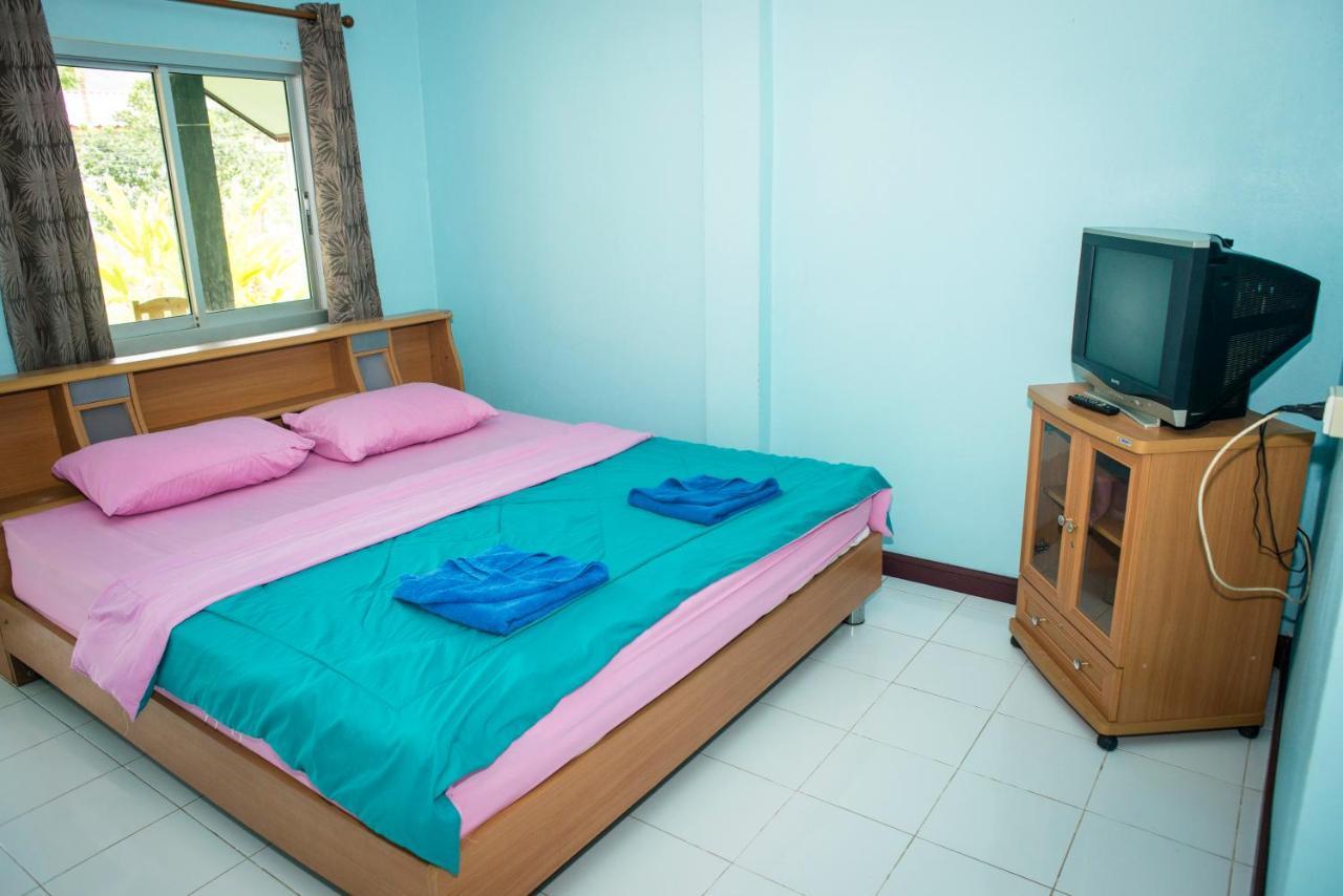 Sabaidee Koh Chang