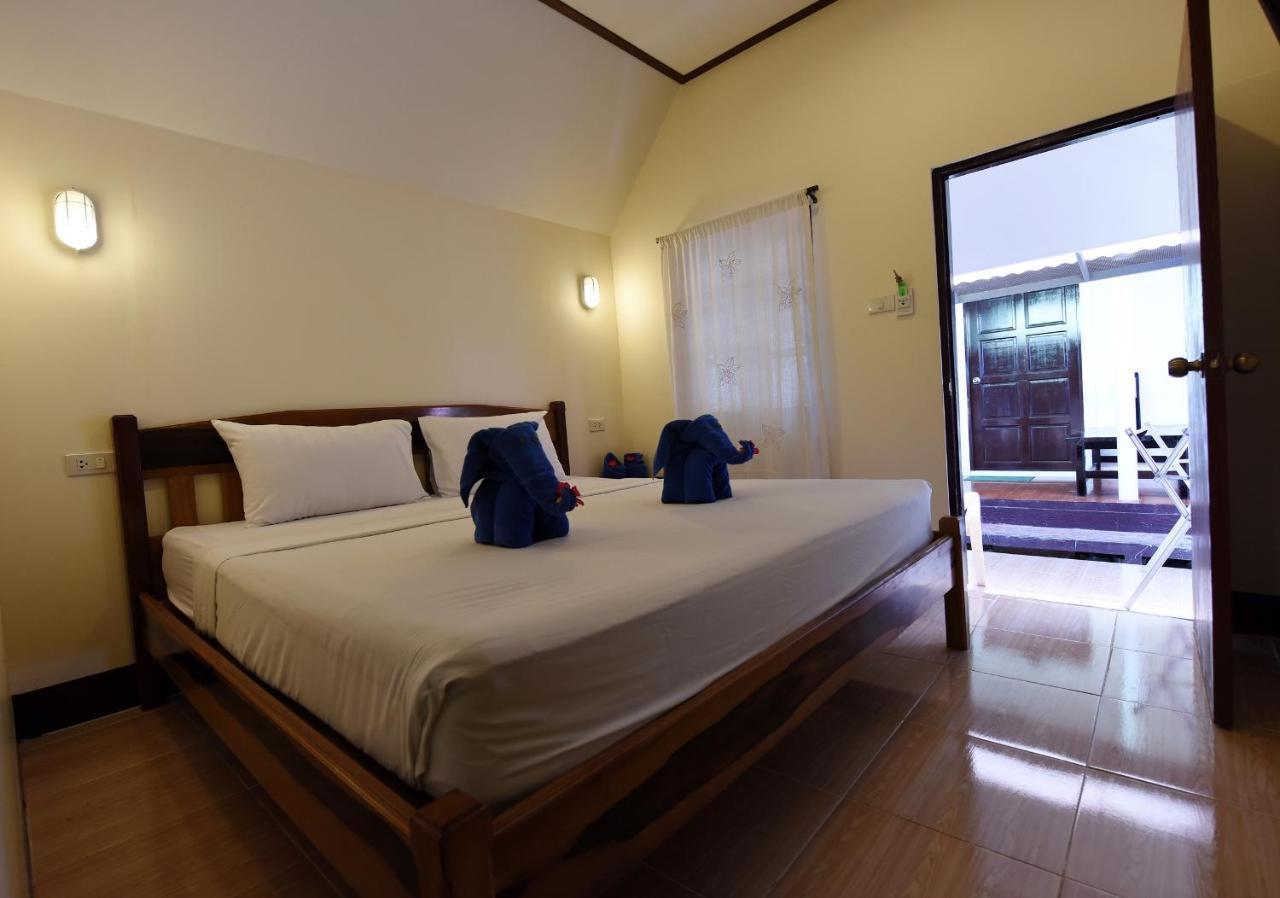 Resort Twin Palms