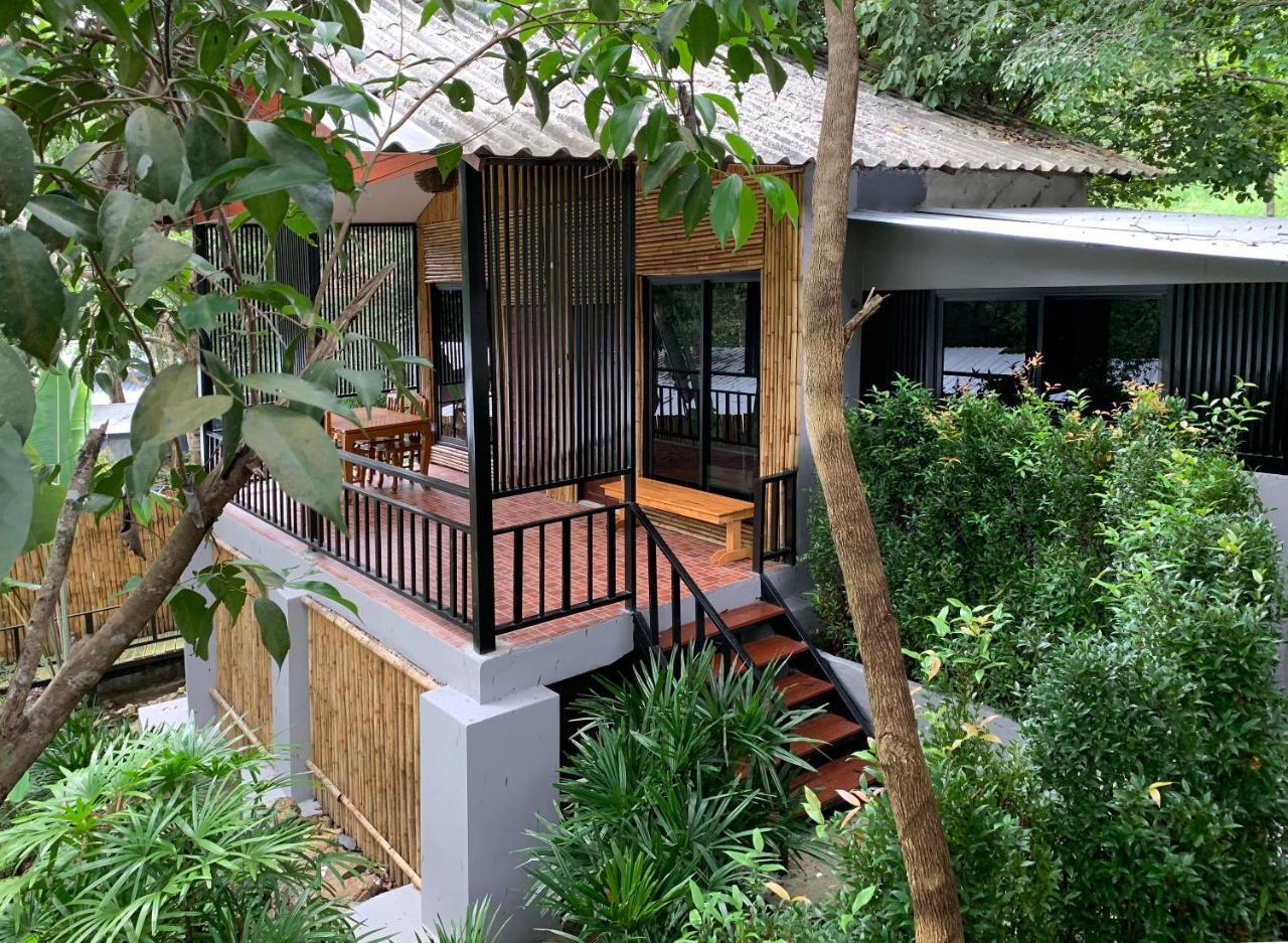 West Coast Beach Resort