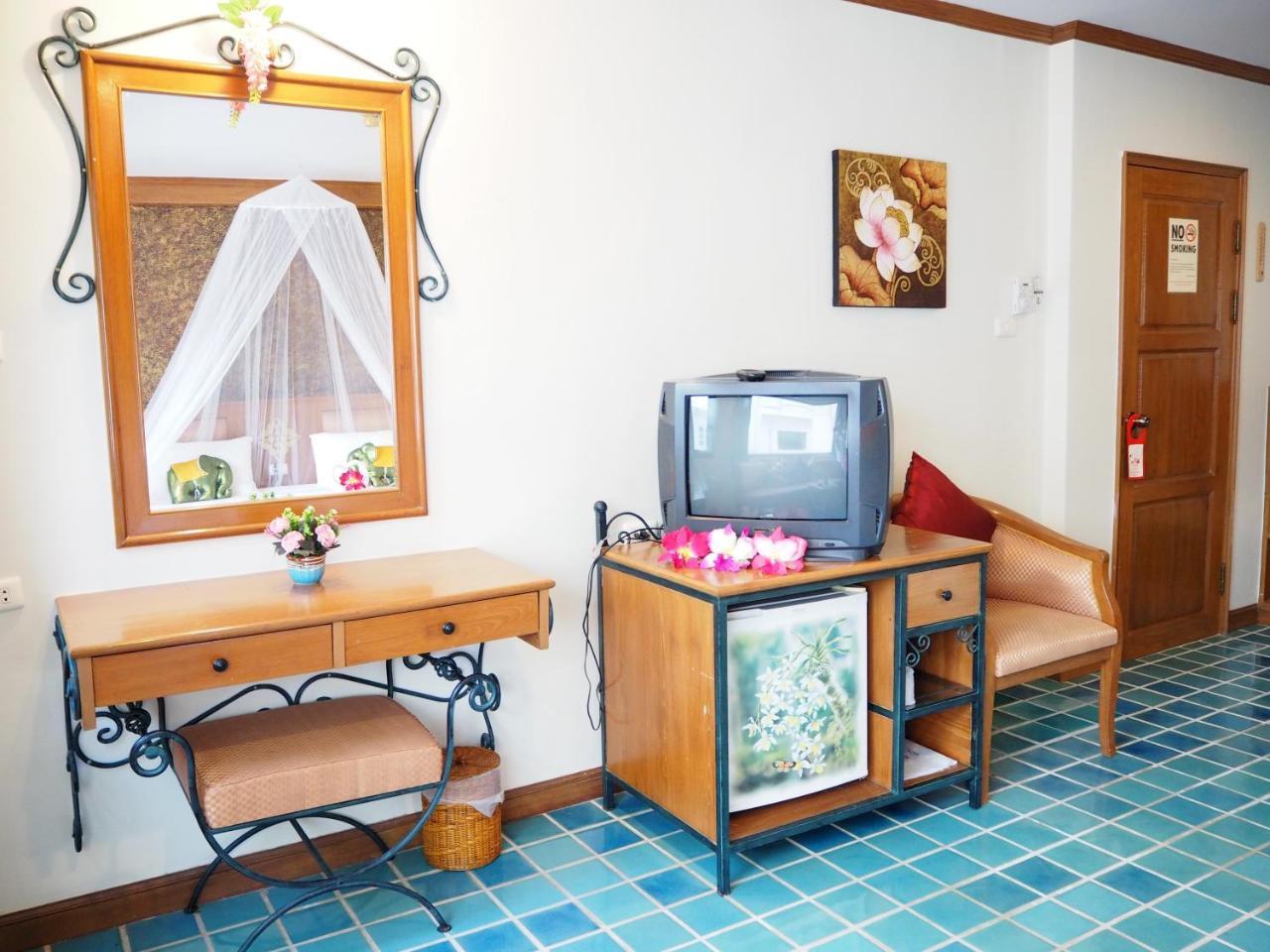 Your Place Guest house Karon