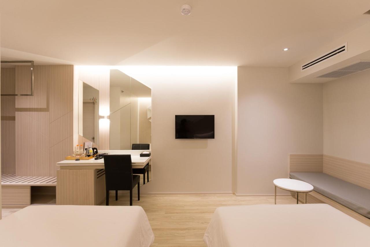 Hotel Crystal Yai