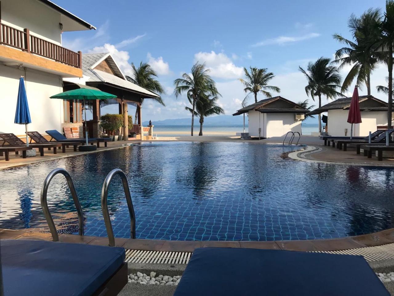Resort Mac's Bay