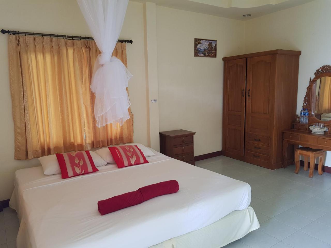 Aow Grand Hill Koh Tao