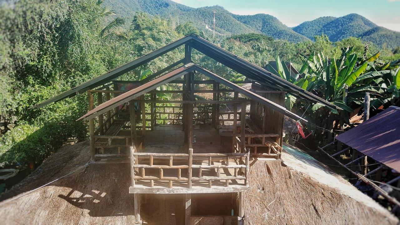 River Jam & Hostel Pai