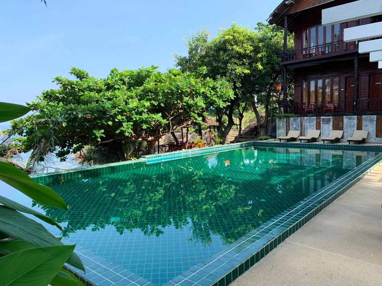 West Coast Beach 2* Ko Pha Ngan