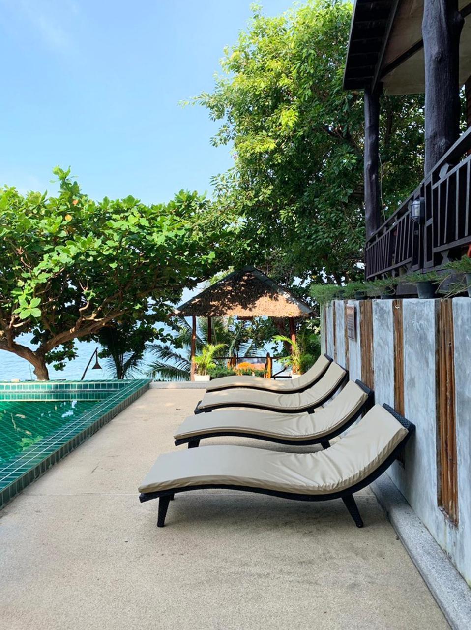 West Coast Beach Resort Ko Pha Ngan