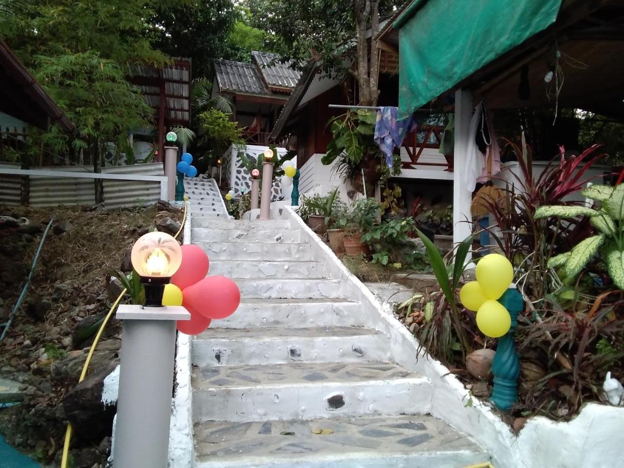 Comon Bungalow Haadchaophao Resort