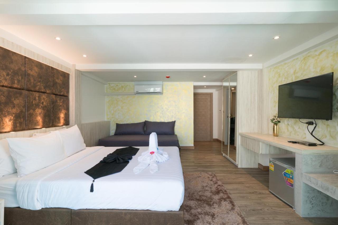 Destinaation Boutique By The Sea