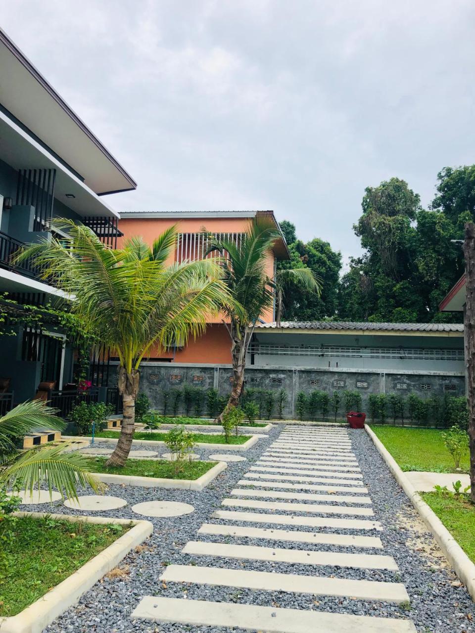 Lanta Amara 3*