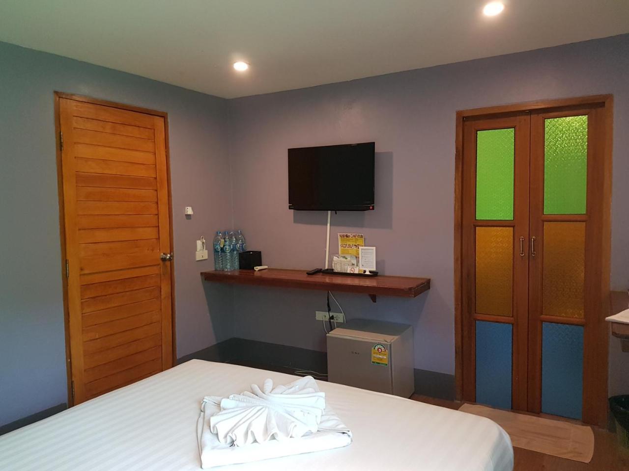 Apple Beachfront 3* Trat