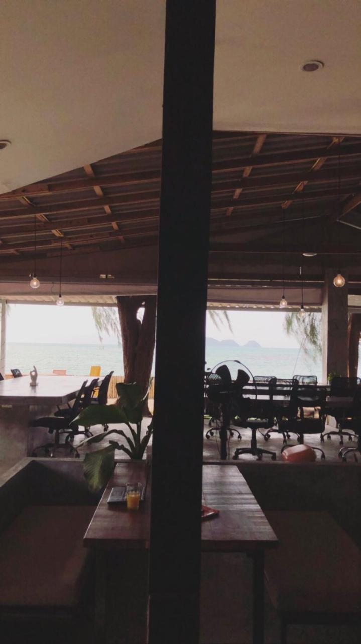 Hotel Beachub - Coworking Village Srithanu