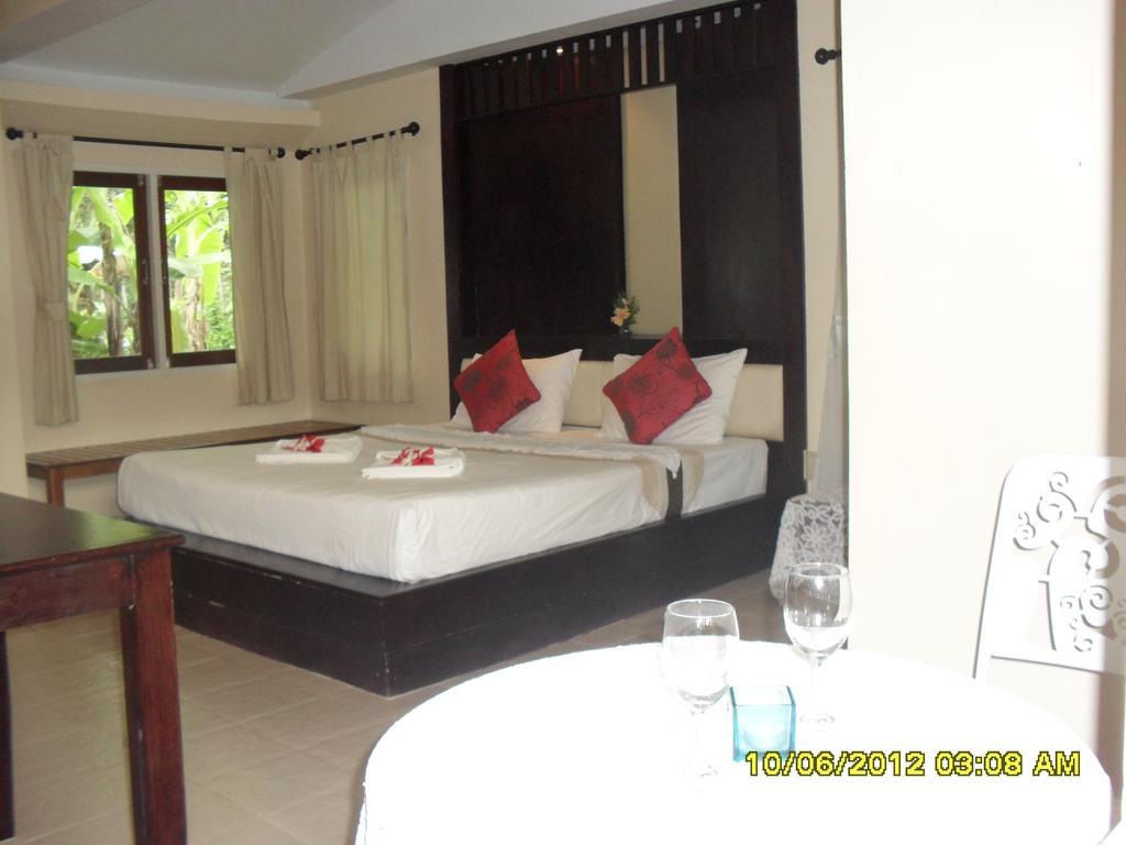 The Samui Native 3* Mae Nam