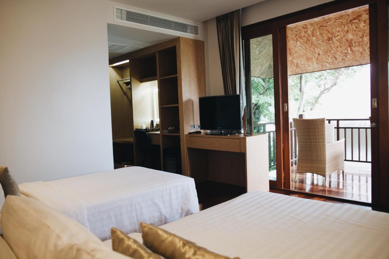 Coral Cliff Samui 4*