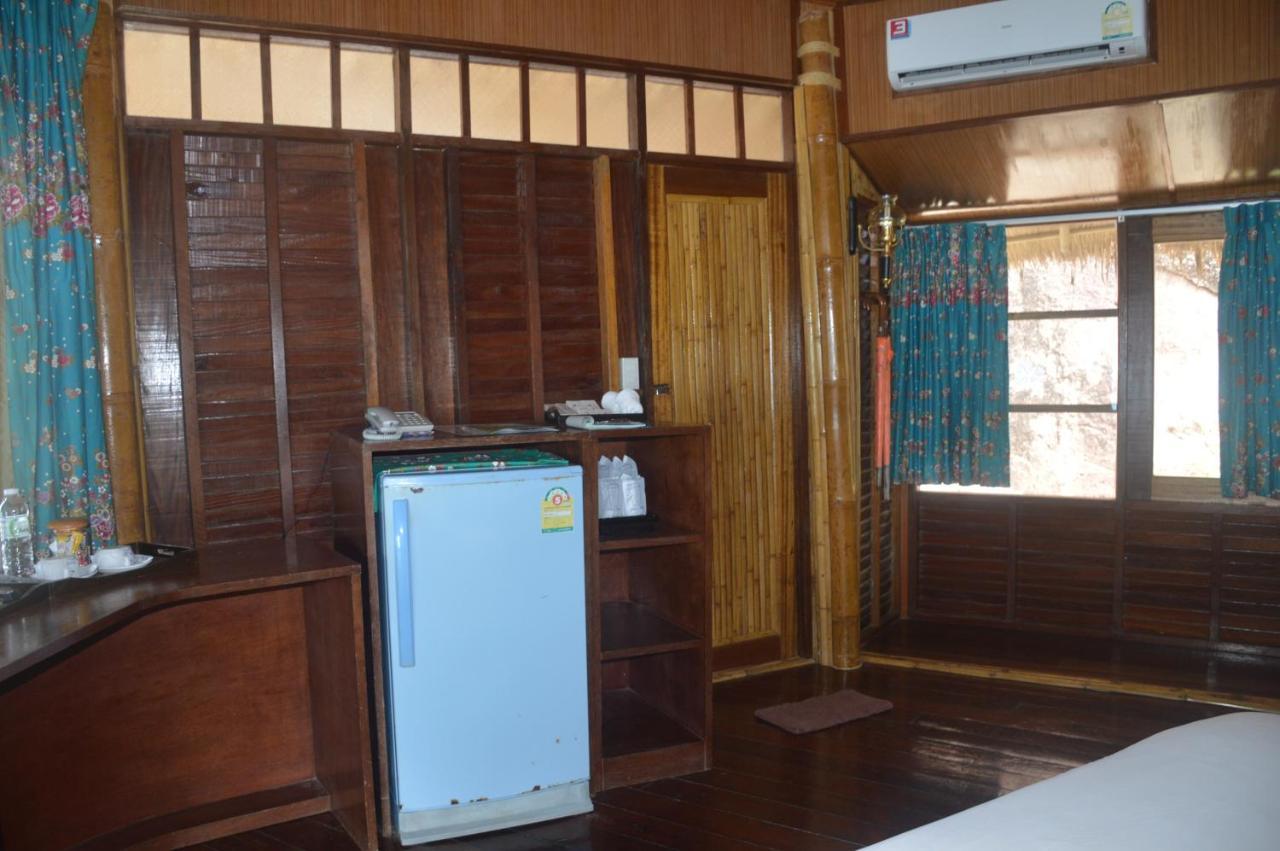 Bamboo Huts Resort