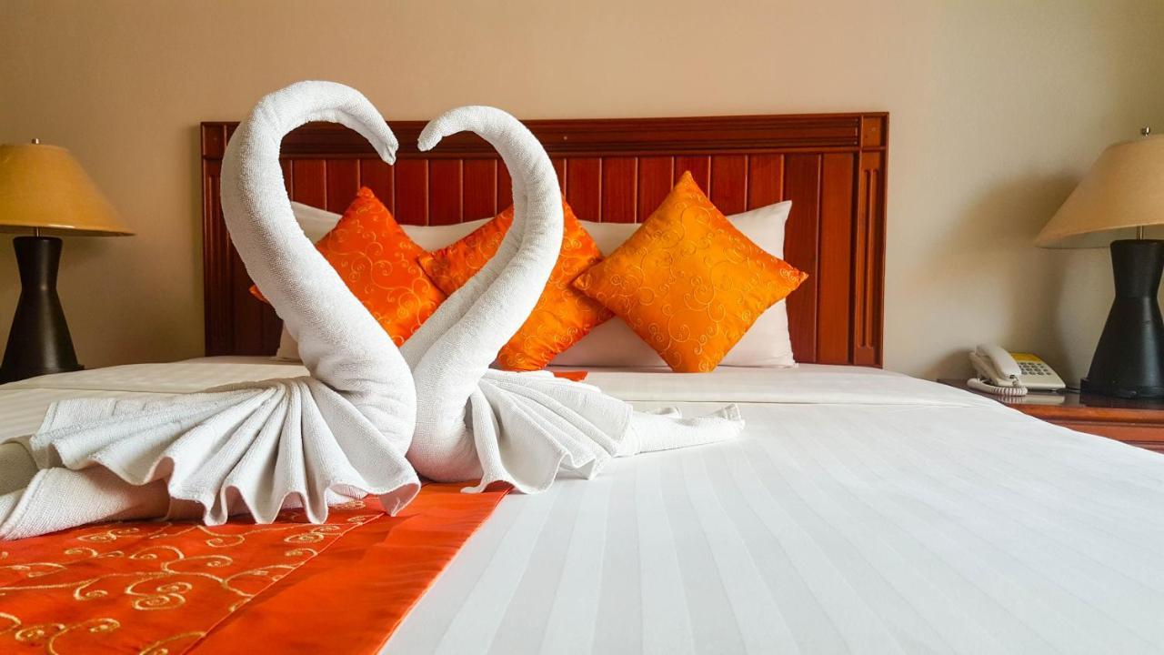 Eastiny Place Hotel 3*