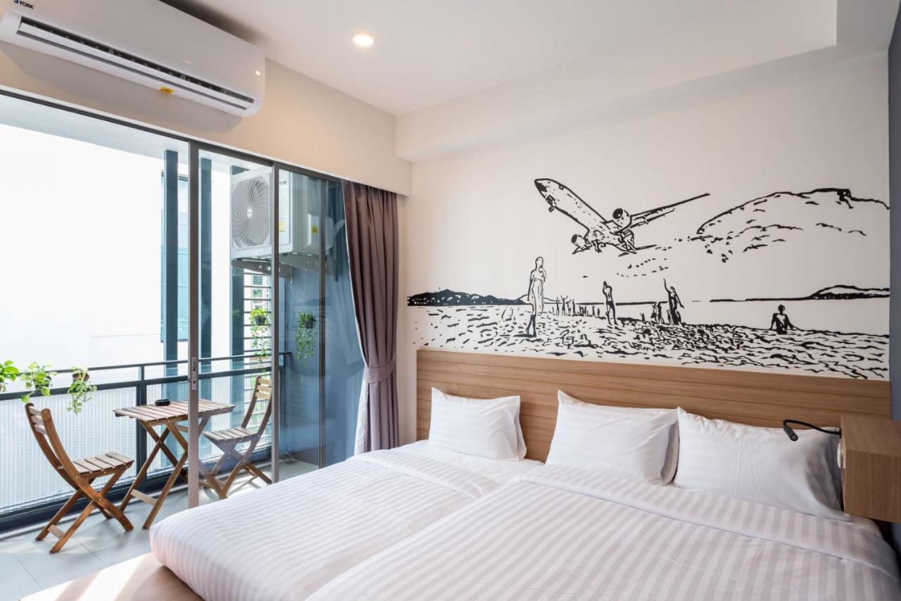 Stay@kata Poshtel Karon