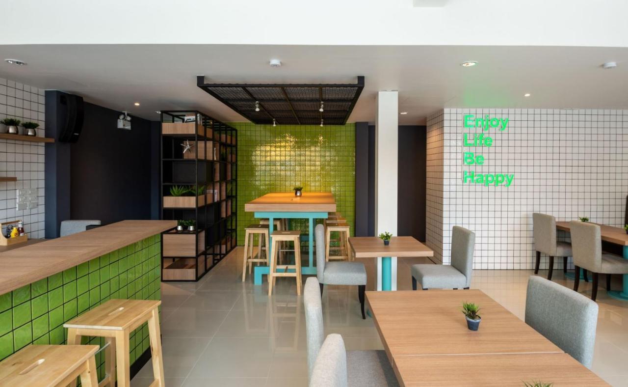 Stay@kata Poshtel * Karon