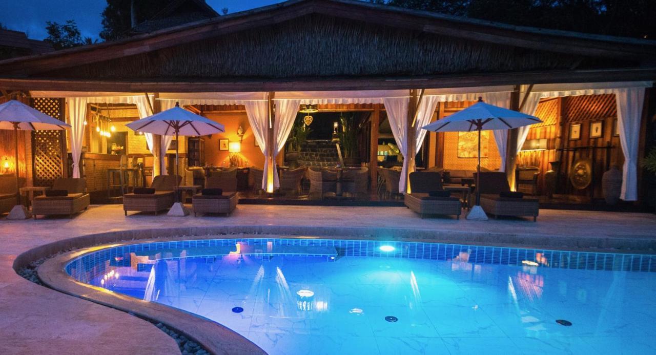 Resort Beyond The Blue Horizon Boutique