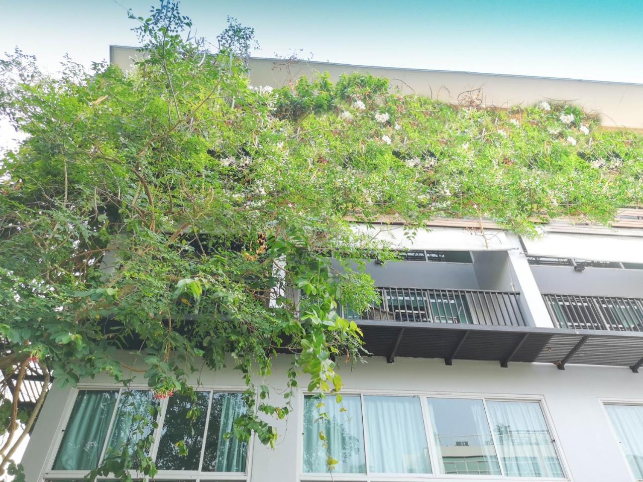 ตำหนักวิลล่า 10 ห้องนอน พร้อมสระว่ายน้ำส่วนตัว Villa