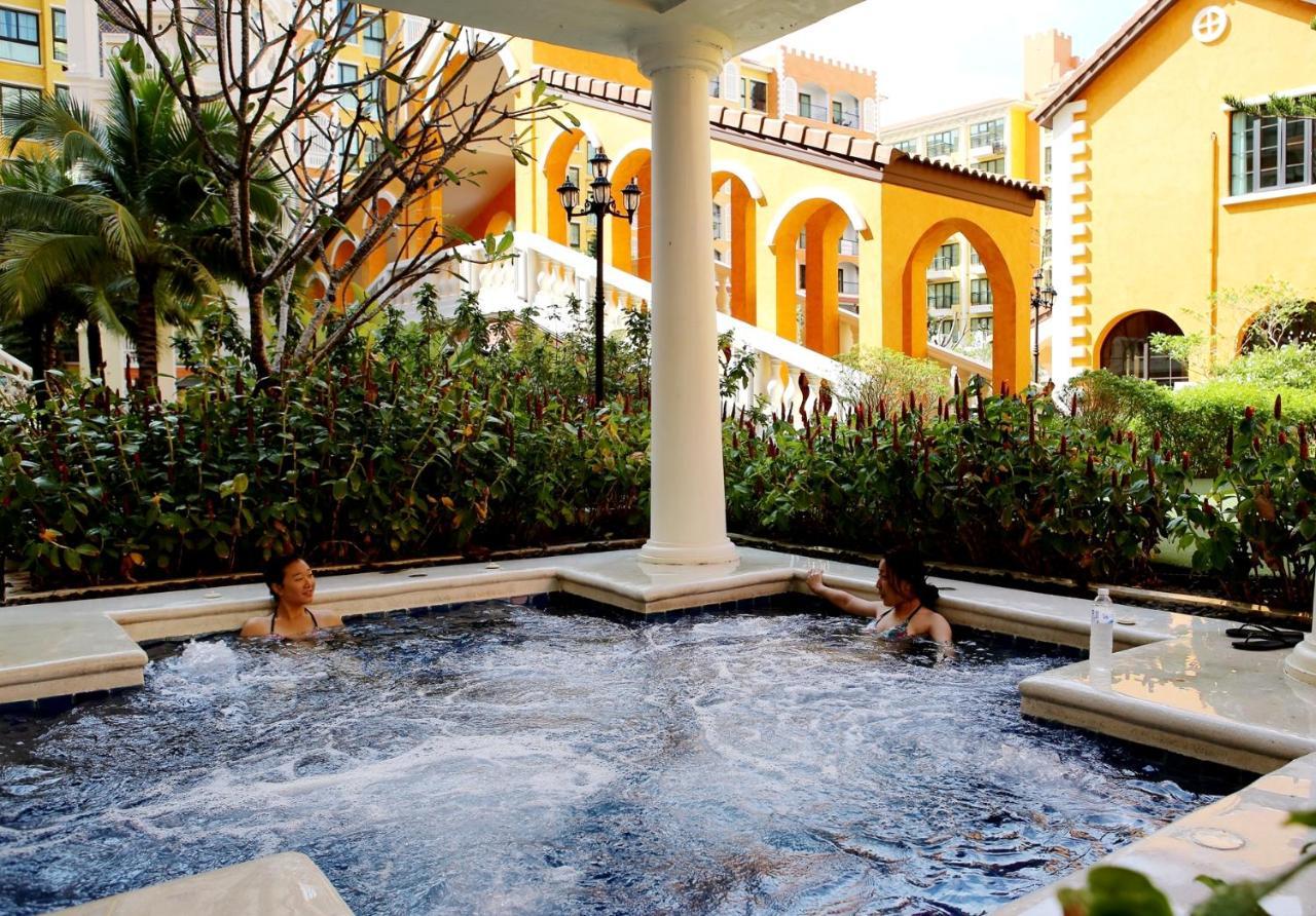 Venetian Poseidon Pool Aparthotel Jomtien Beach