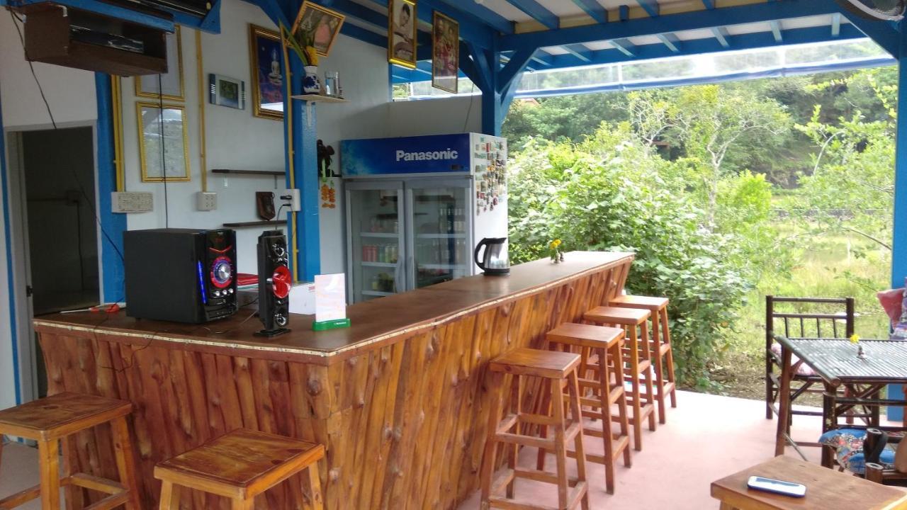 Lakchai Resort *