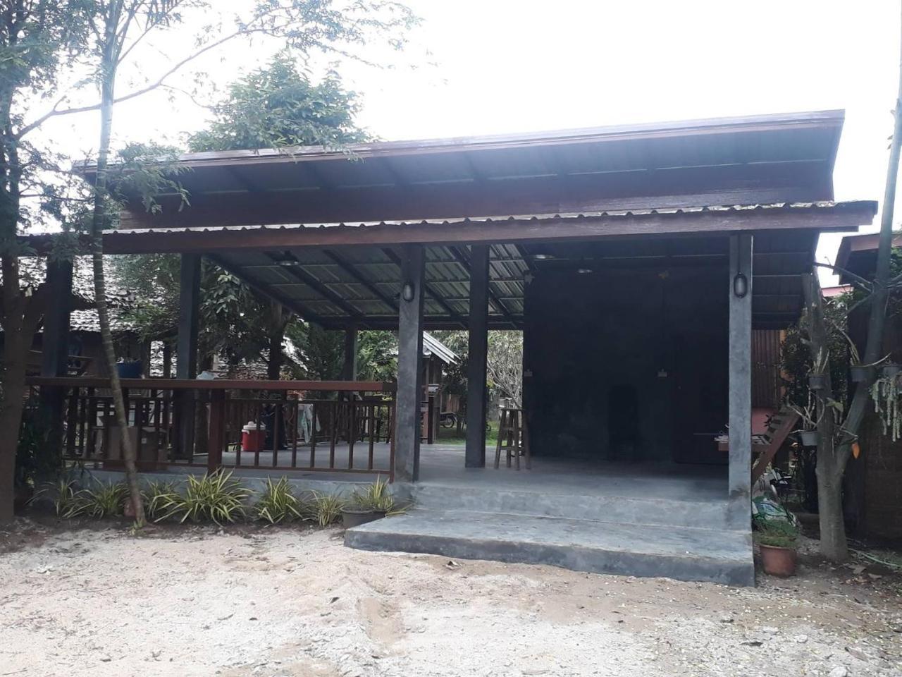 Family Hut Pai