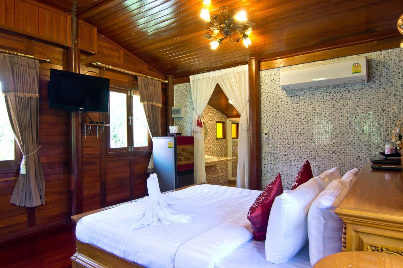 Resort Bueng Bua Thong 2*