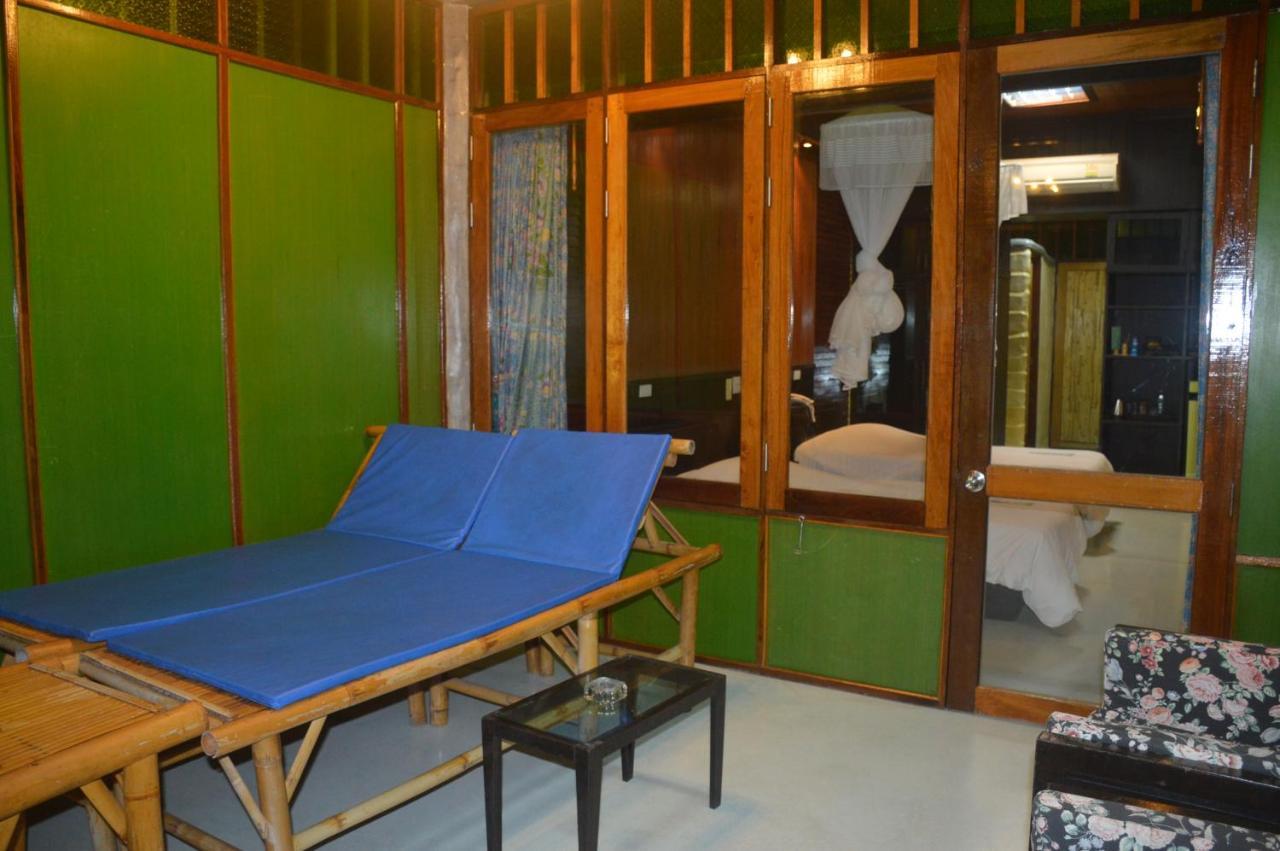 Resort Charm Churee Village