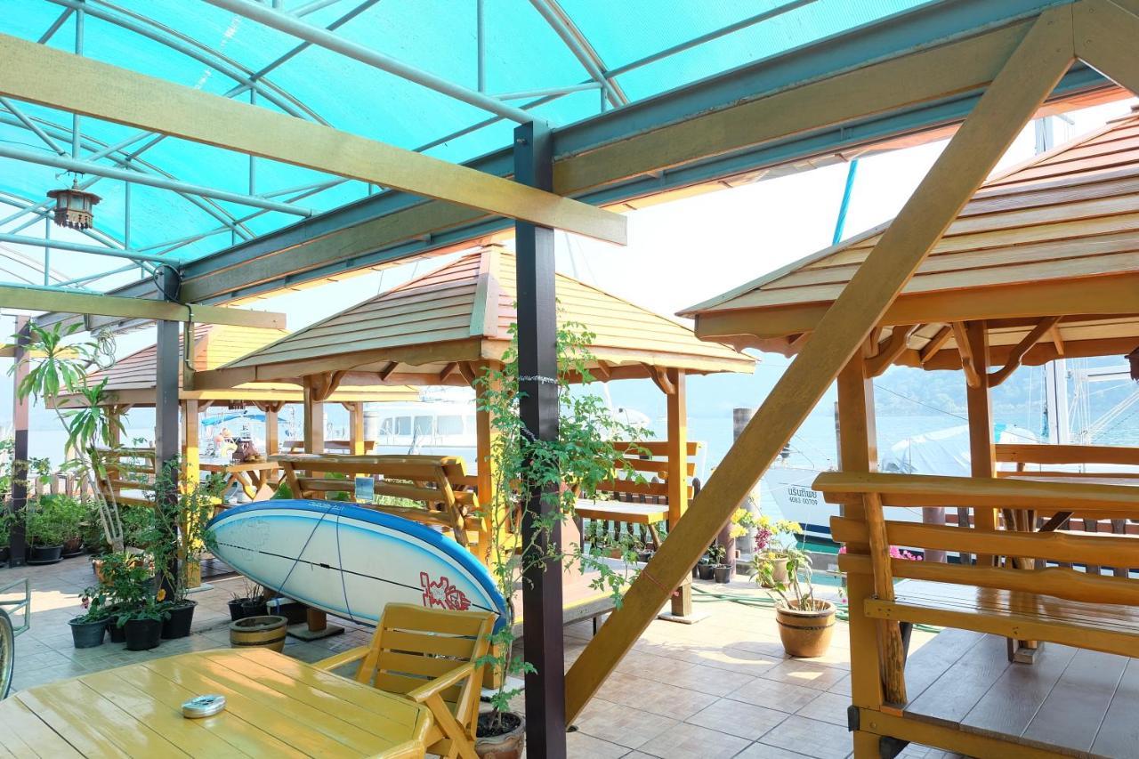 Island View Resort 3*