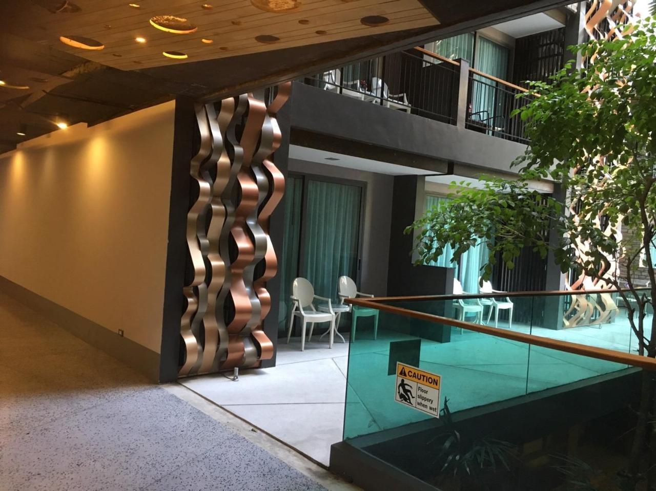 Emerald Terrace By Goldenlegal Apartamento Patong