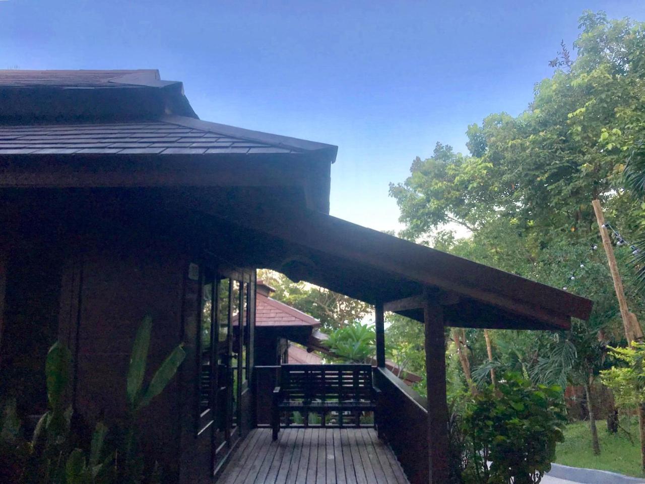 Sonic Hill Resort *