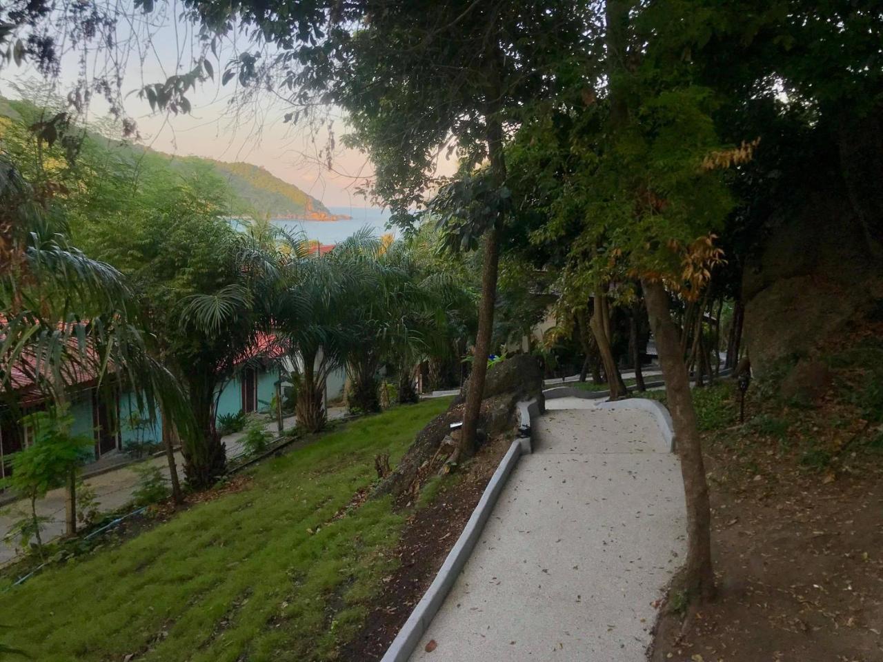 Sonic Hill Resort