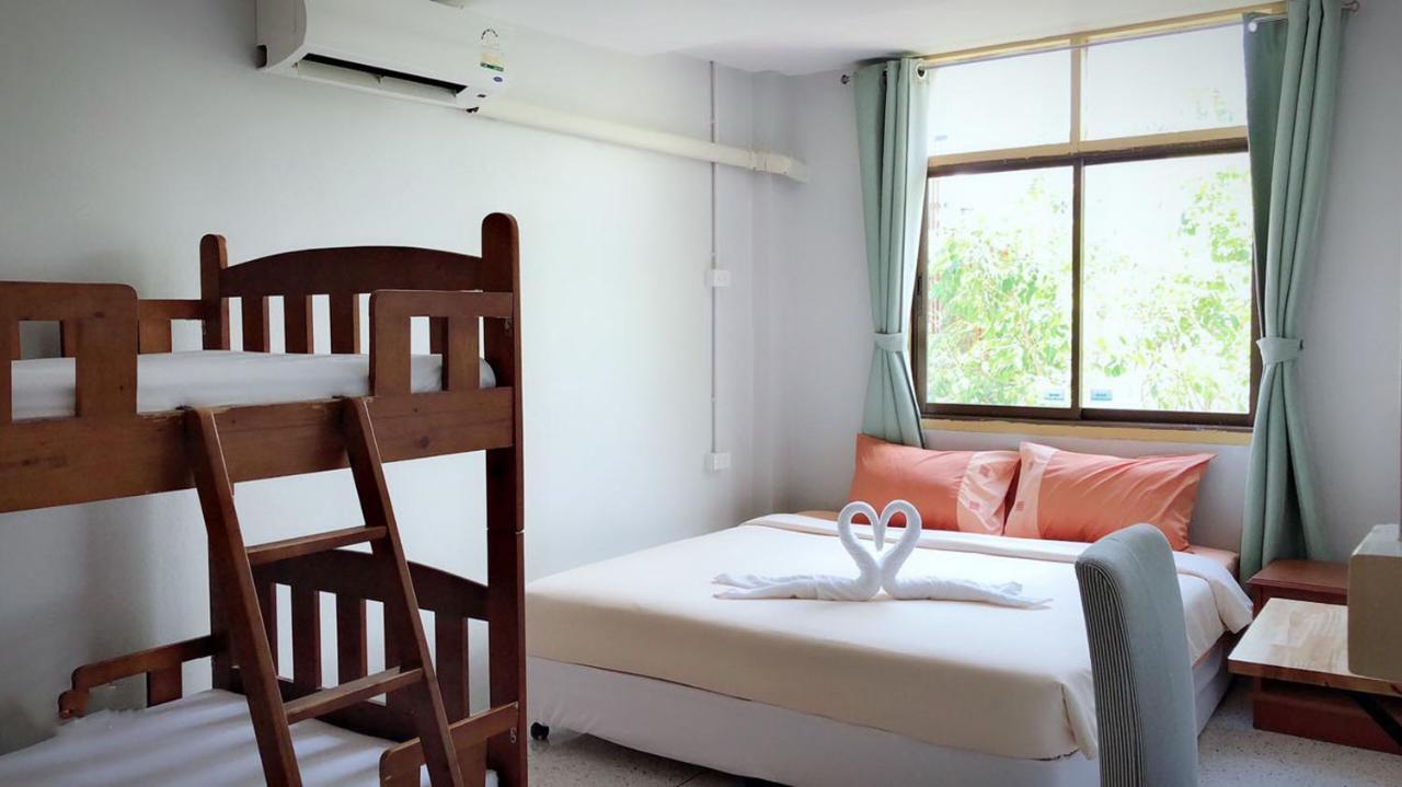 Ler 65 Hostel