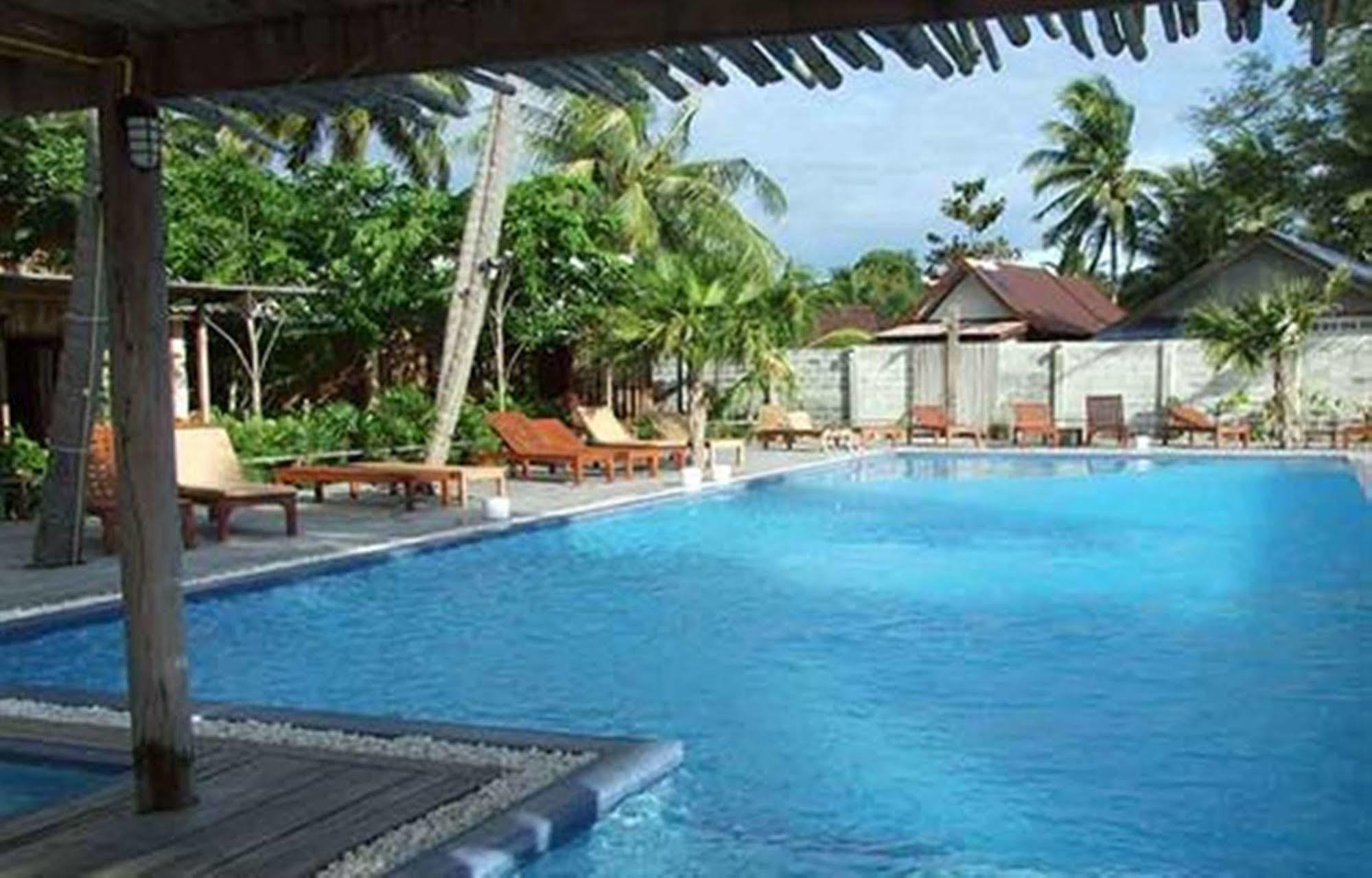 Resort Sunset Cove 2*