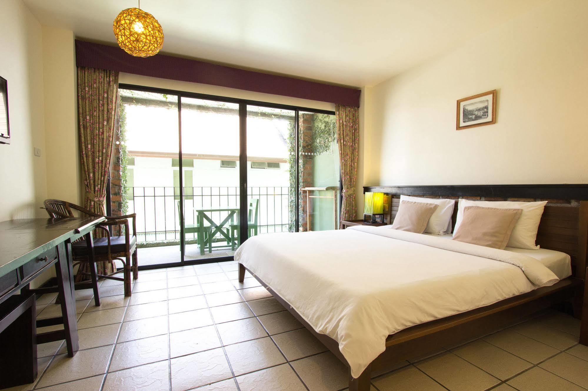 Hotel Khaolak Tony 3*