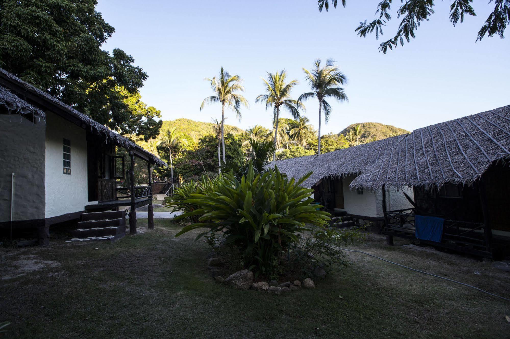 Shiralea Backpackers