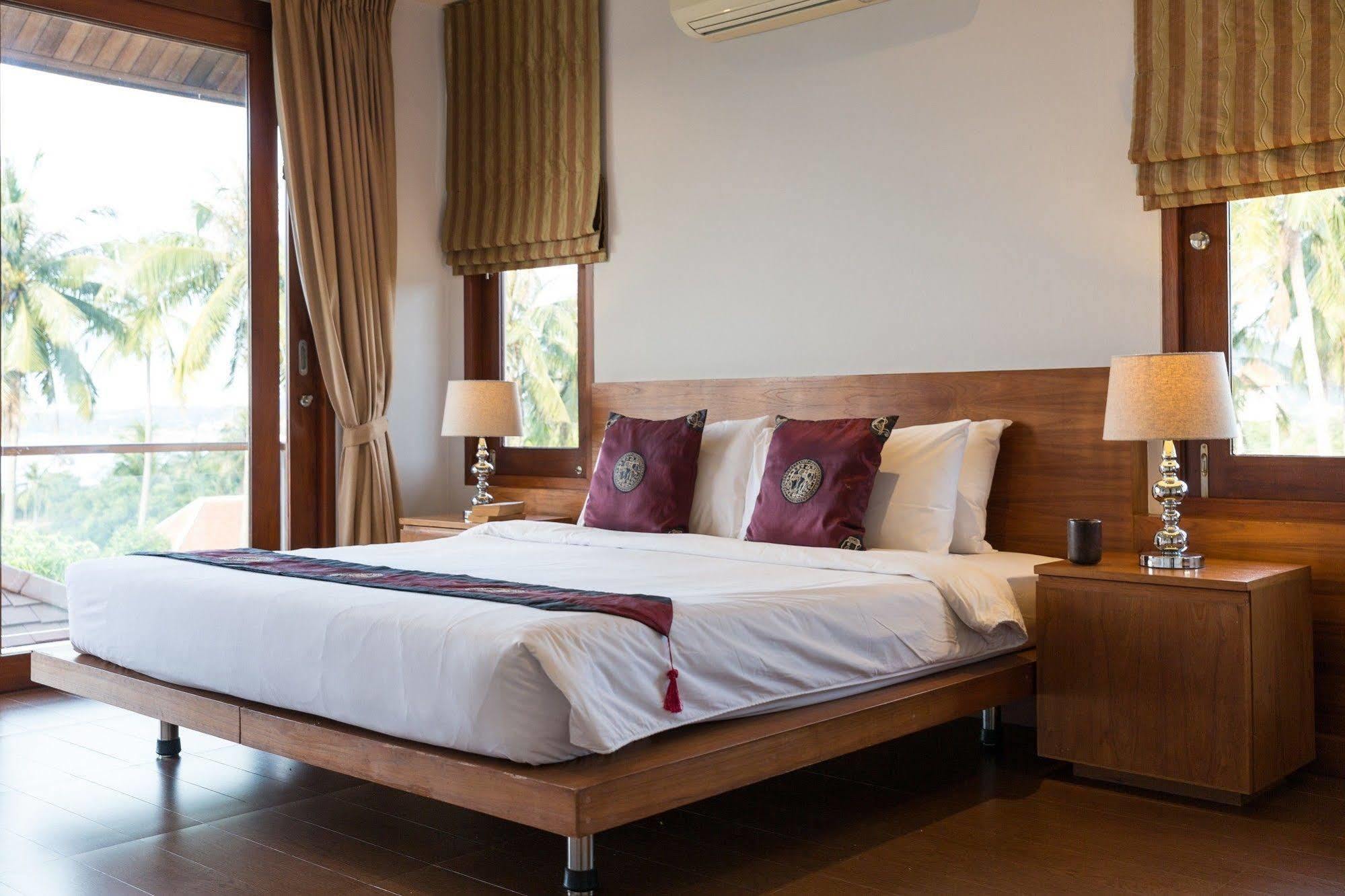 Peerapat Villa *