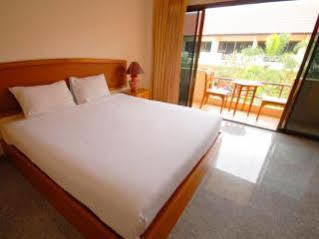 Oyo 859 Golden Land Hotel Chiang Rai