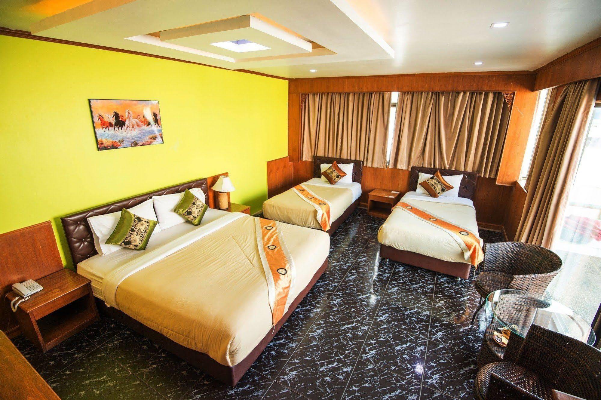 Mr. Mac's Pattaya
